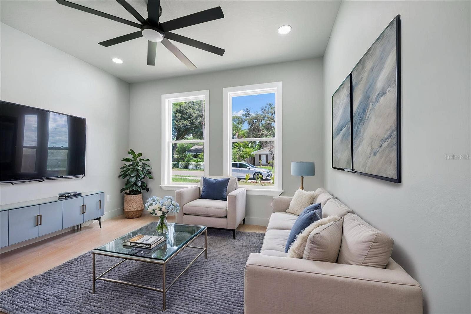 2034 E GRANT AVENUE, Orlando, FL 32806 2034 E GRANT AVENUE, Orlando, FL 32806