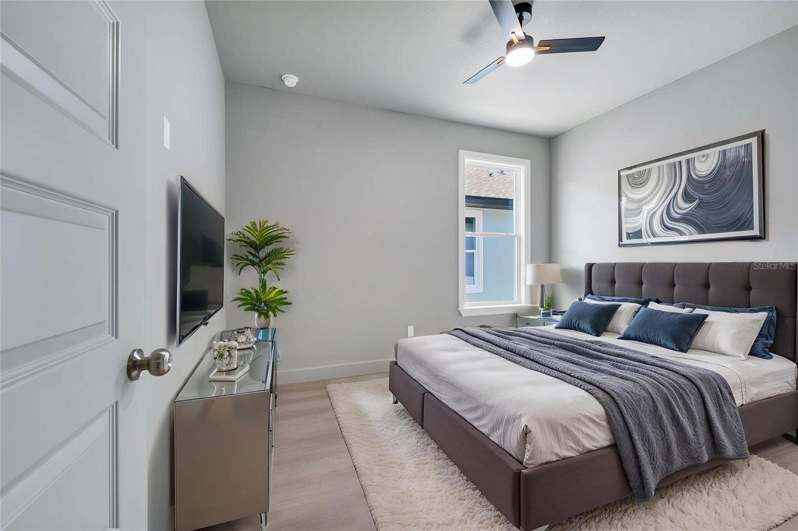 2034 E GRANT AVENUE, Orlando, FL 32806 2034 E GRANT AVENUE, Orlando, FL 32806