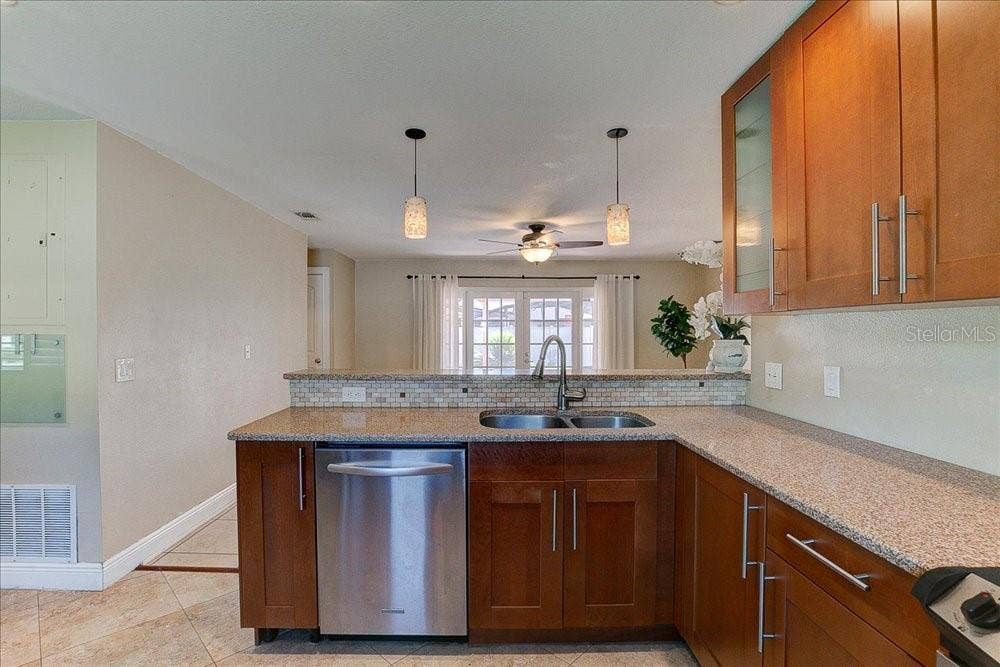 2410 SHERBROOKE ROAD, Winter Park, FL 32792 2410 SHERBROOKE ROAD, Winter Park, FL 32792