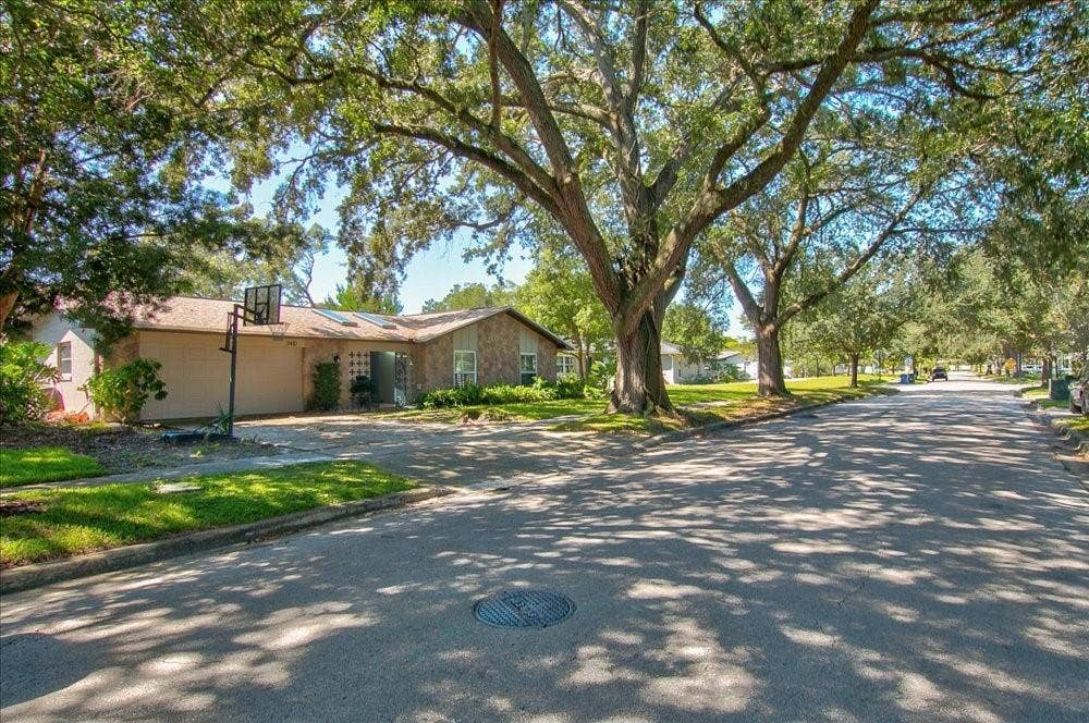 2410 SHERBROOKE ROAD, Winter Park, FL 32792 2410 SHERBROOKE ROAD, Winter Park, FL 32792