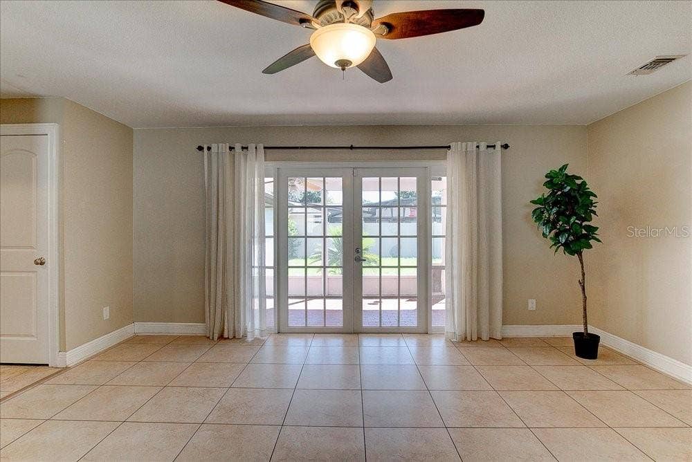2410 SHERBROOKE ROAD, Winter Park, FL 32792 2410 SHERBROOKE ROAD, Winter Park, FL 32792