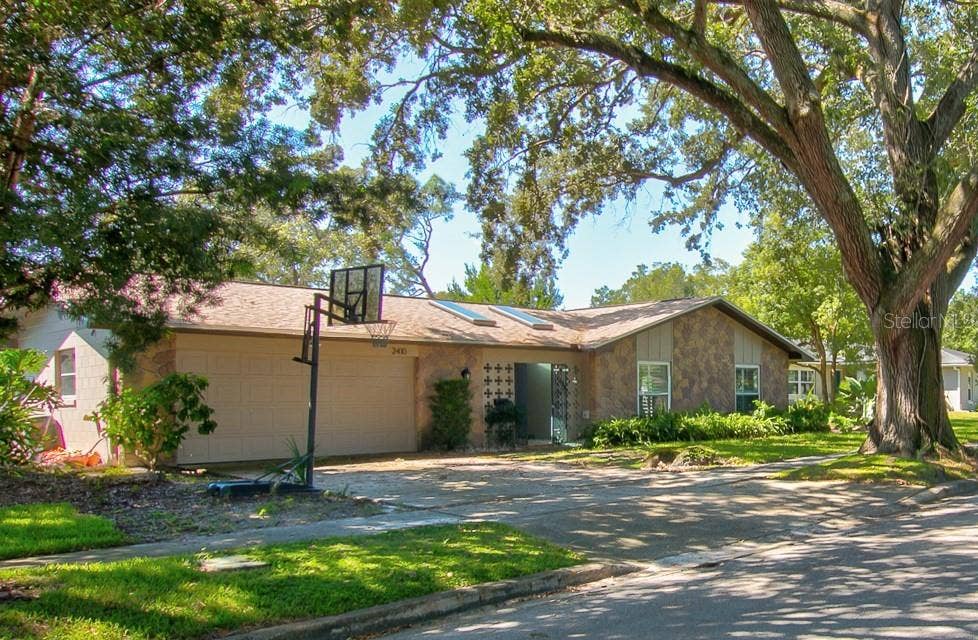 2410 SHERBROOKE ROAD, Winter Park, FL 32792 2410 SHERBROOKE ROAD, Winter Park, FL 32792