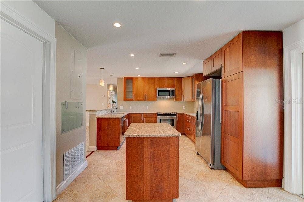 2410 SHERBROOKE ROAD, Winter Park, FL 32792 2410 SHERBROOKE ROAD, Winter Park, FL 32792