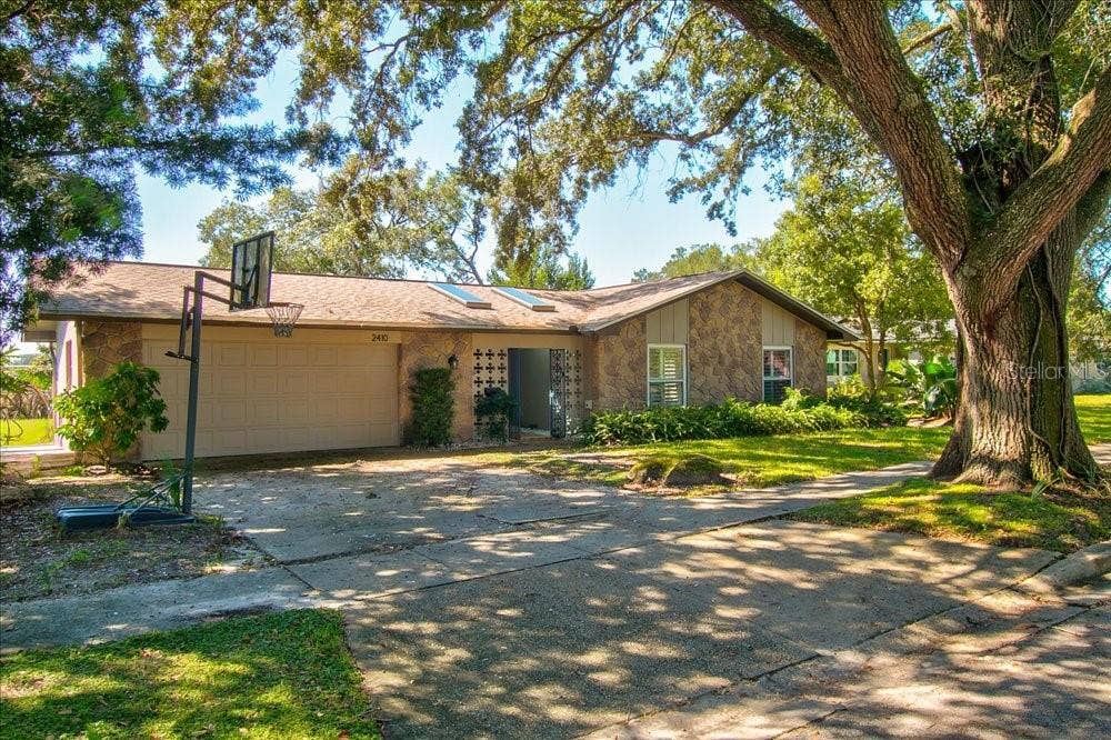 2410 SHERBROOKE ROAD, Winter Park, FL 32792 2410 SHERBROOKE ROAD, Winter Park, FL 32792