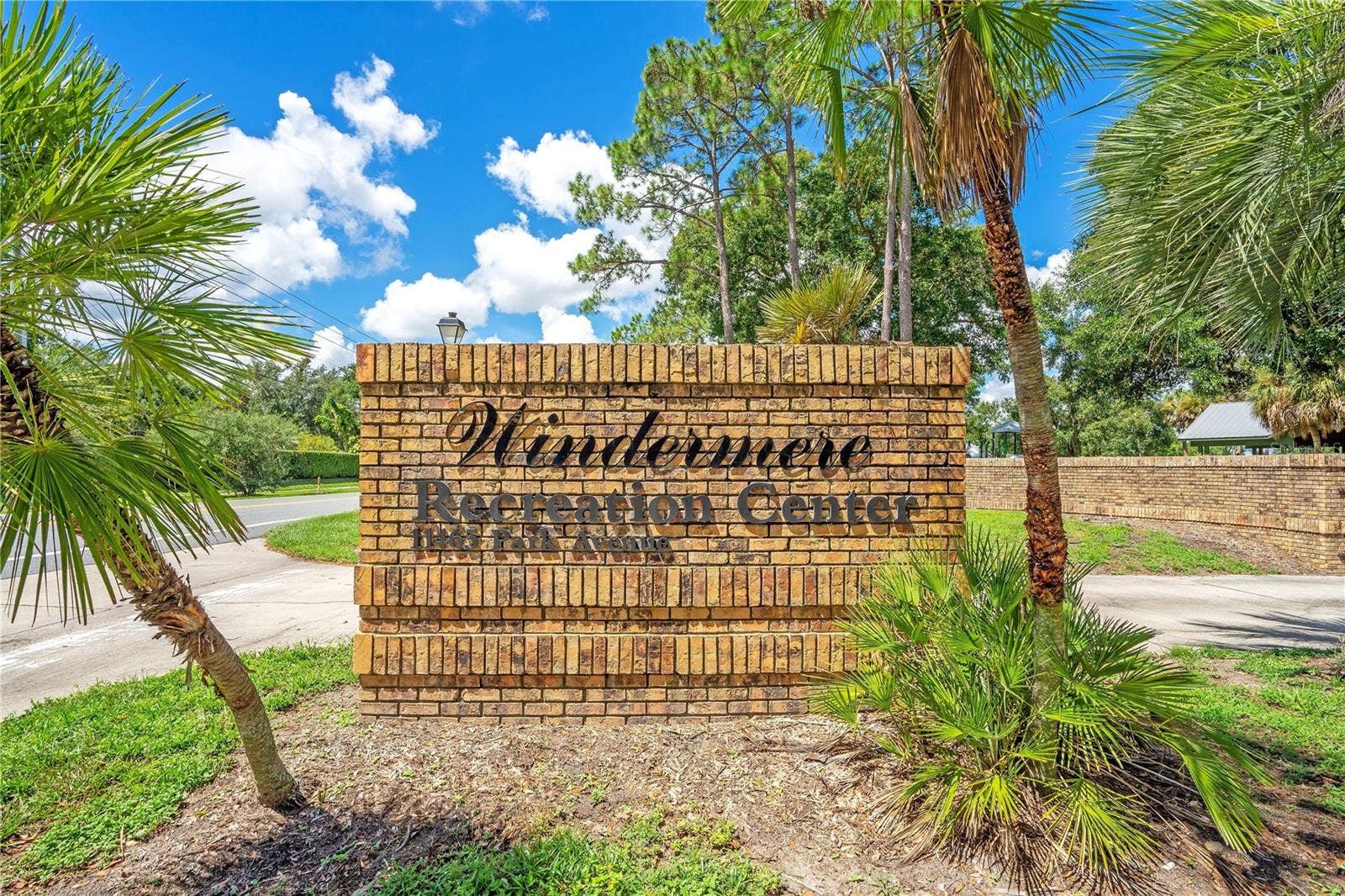 515 W 2ND AVENUE, Windermere, FL 34786 515 W 2ND AVENUE, Windermere, FL 34786