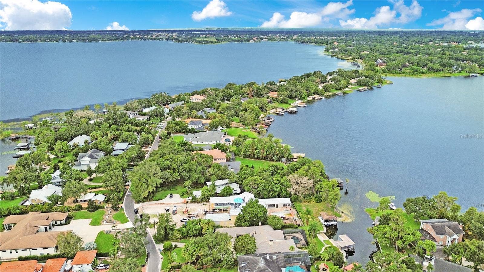 515 W 2ND AVENUE, Windermere, FL 34786 515 W 2ND AVENUE, Windermere, FL 34786