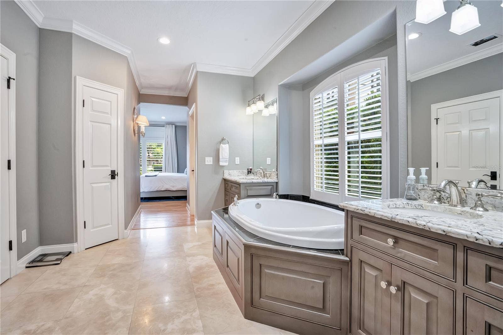 515 W 2ND AVENUE, Windermere, FL 34786 515 W 2ND AVENUE, Windermere, FL 34786