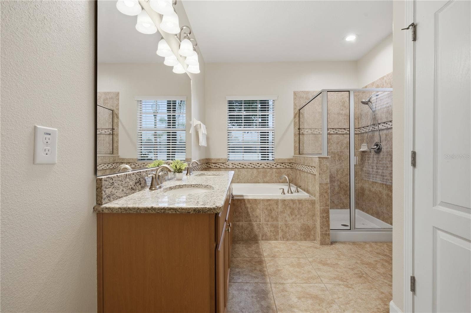 5506 NEW INDEPENDENCE PARKWAY, Winter Garden, FL 34787 Primary Bathroom