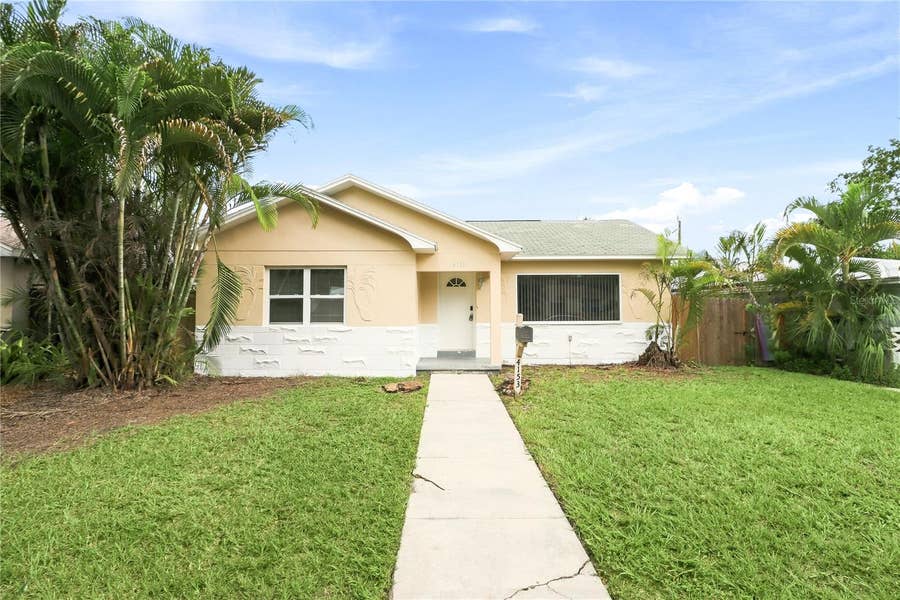 Property photo for St Petersburg, FL