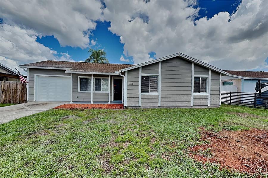 Property photo for Tampa, FL