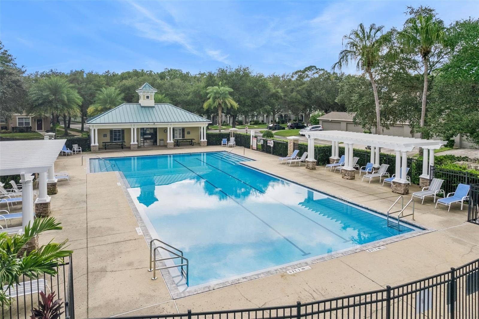 12417 CRUXBURY DRIVE, Windermere, FL 34786 12417 CRUXBURY DRIVE, Windermere, FL 34786