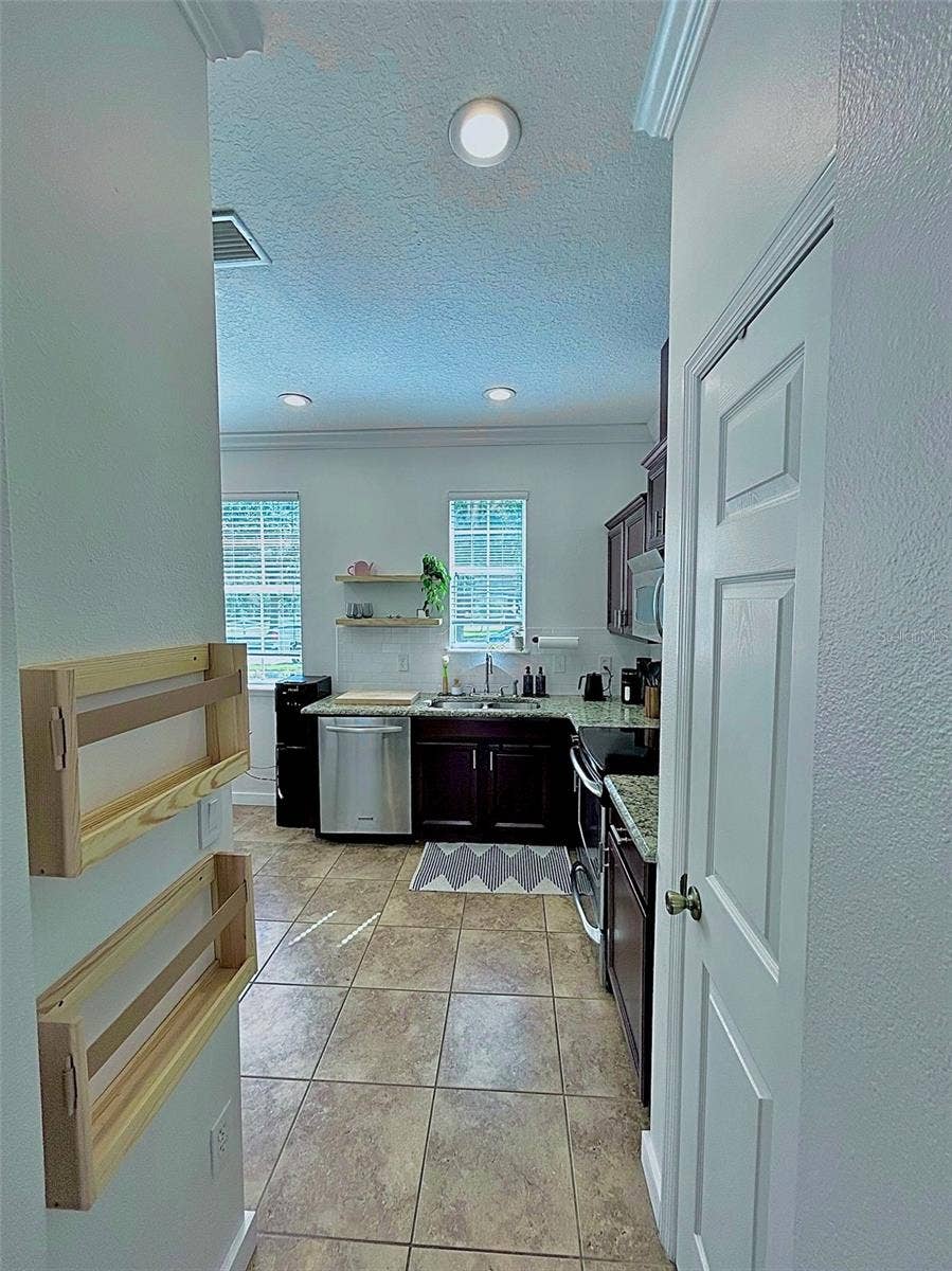 12417 CRUXBURY DRIVE, Windermere, FL 34786 12417 CRUXBURY DRIVE, Windermere, FL 34786