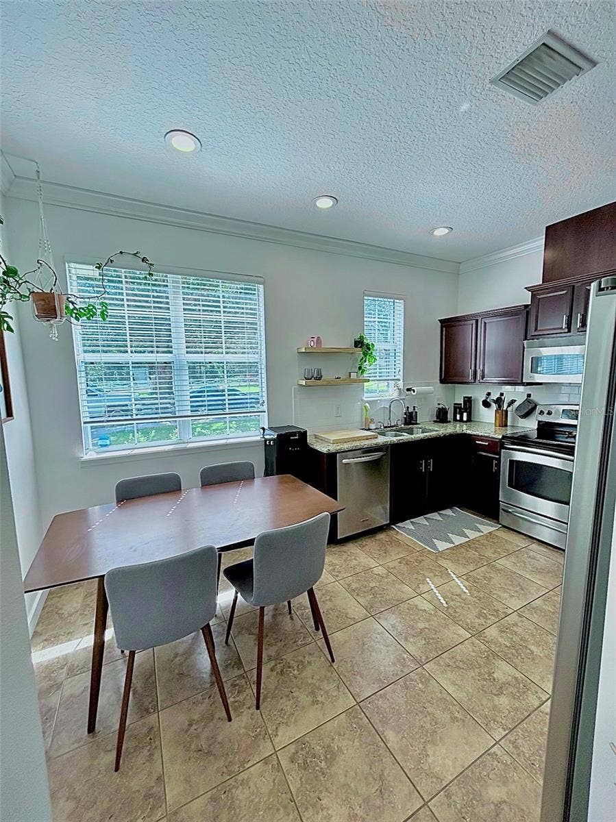12417 CRUXBURY DRIVE, Windermere, FL 34786 12417 CRUXBURY DRIVE, Windermere, FL 34786