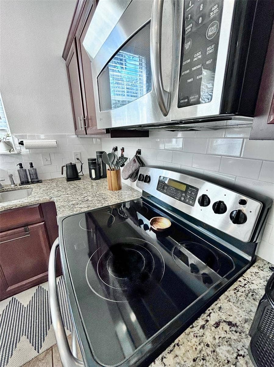 12417 CRUXBURY DRIVE, Windermere, FL 34786 12417 CRUXBURY DRIVE, Windermere, FL 34786