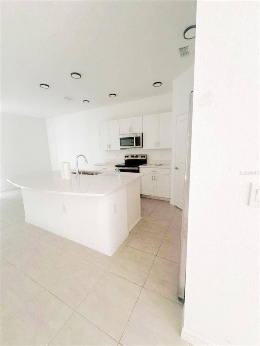 5924 WHETSTONE COURT, Palmetto, FL 34221 5924 WHETSTONE COURT, Palmetto, FL 34221