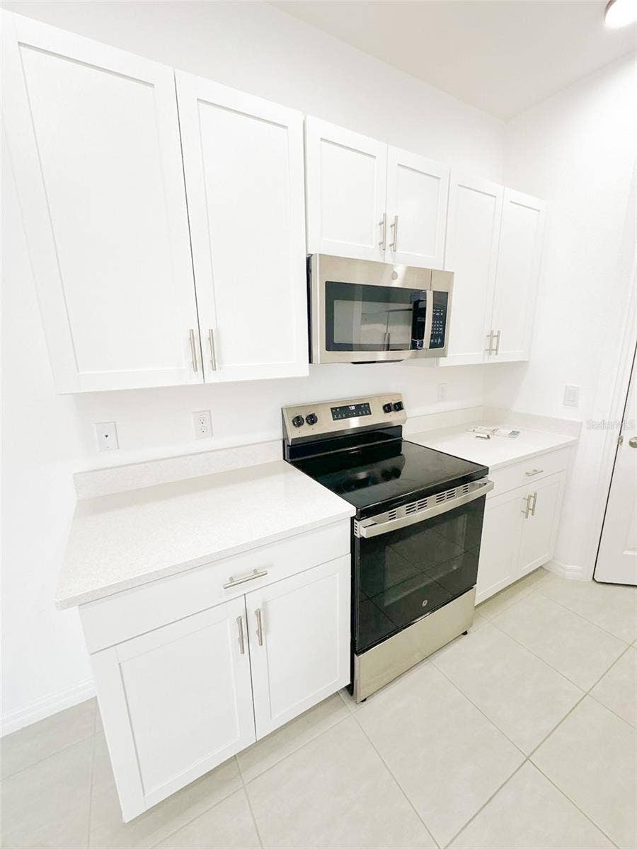 5924 WHETSTONE COURT, Palmetto, FL 34221 5924 WHETSTONE COURT, Palmetto, FL 34221