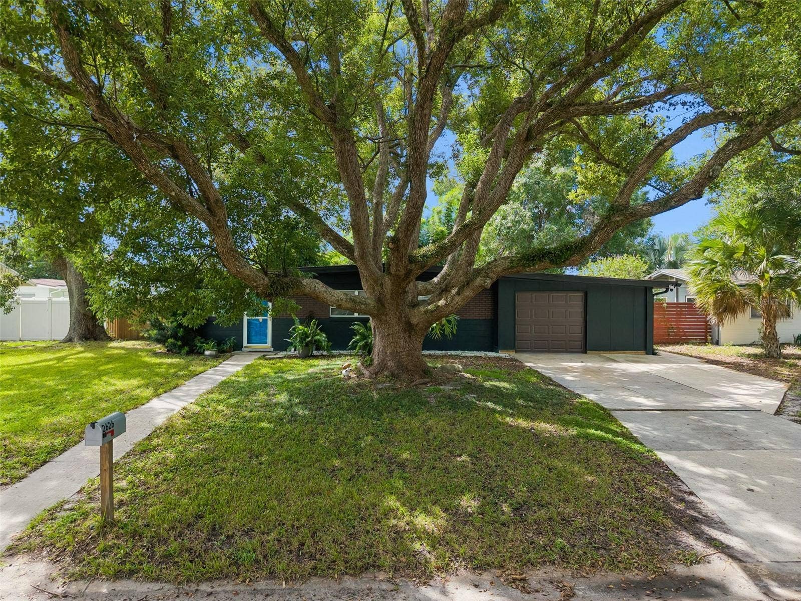 2626 AMBERGATE ROAD, Winter Park, FL 32792 2626 AMBERGATE ROAD, Winter Park, FL 32792