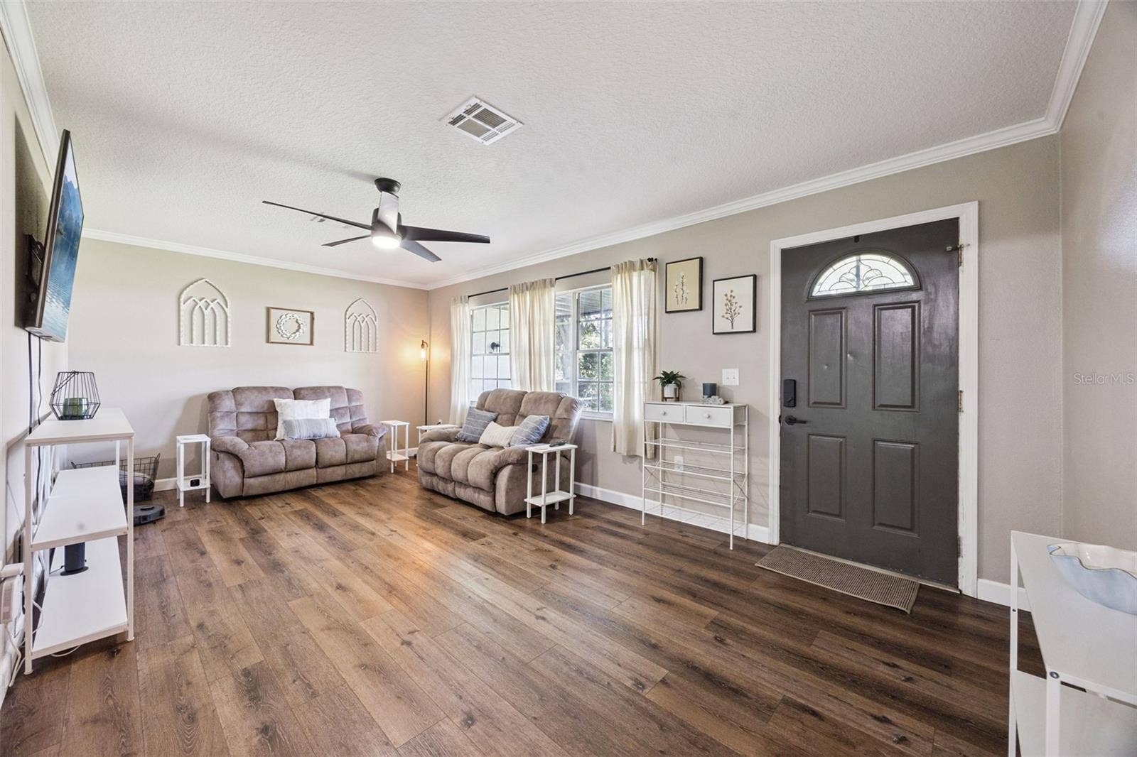 27544 LISA DRIVE, Tavares, FL 32778