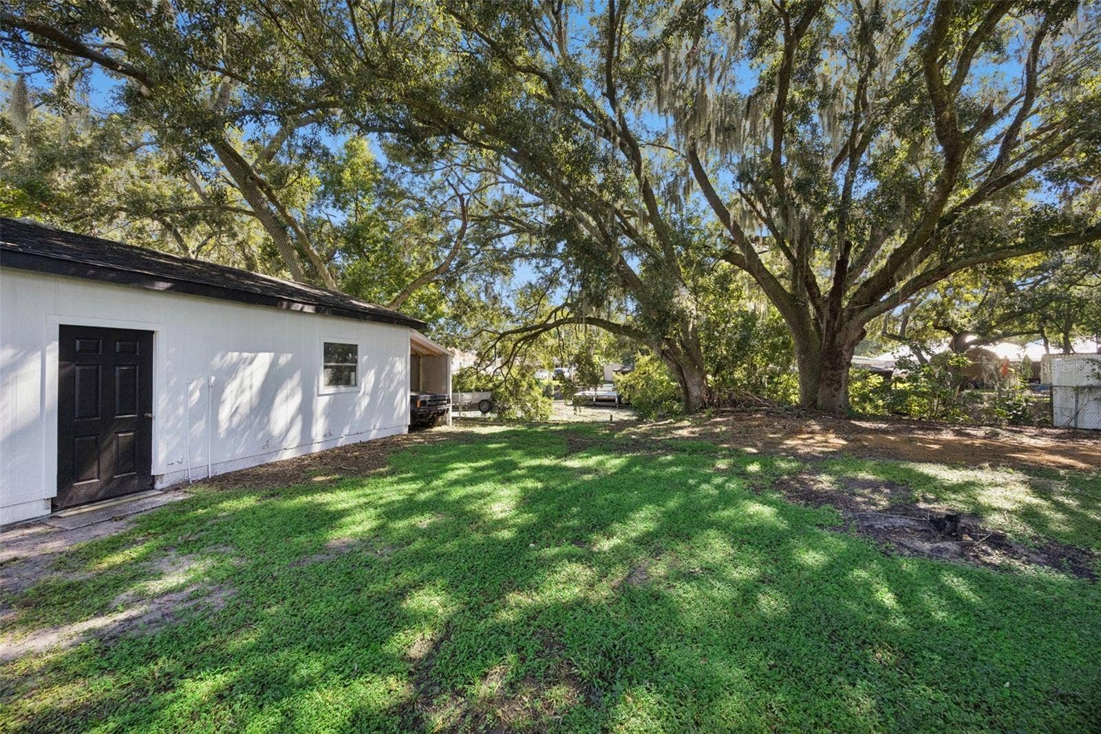 27544 LISA DRIVE, Tavares, FL 32778