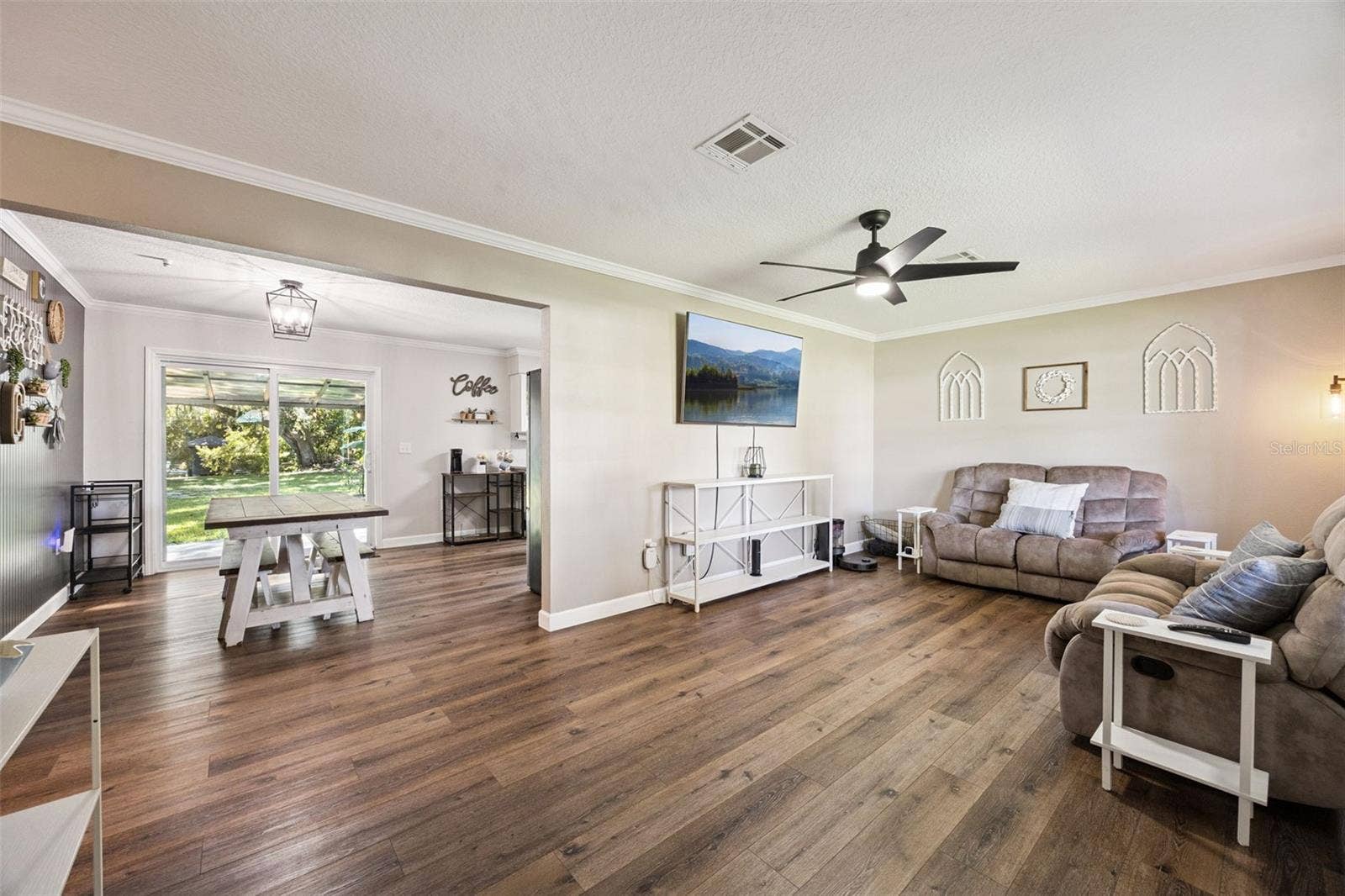27544 LISA DRIVE, Tavares, FL 32778