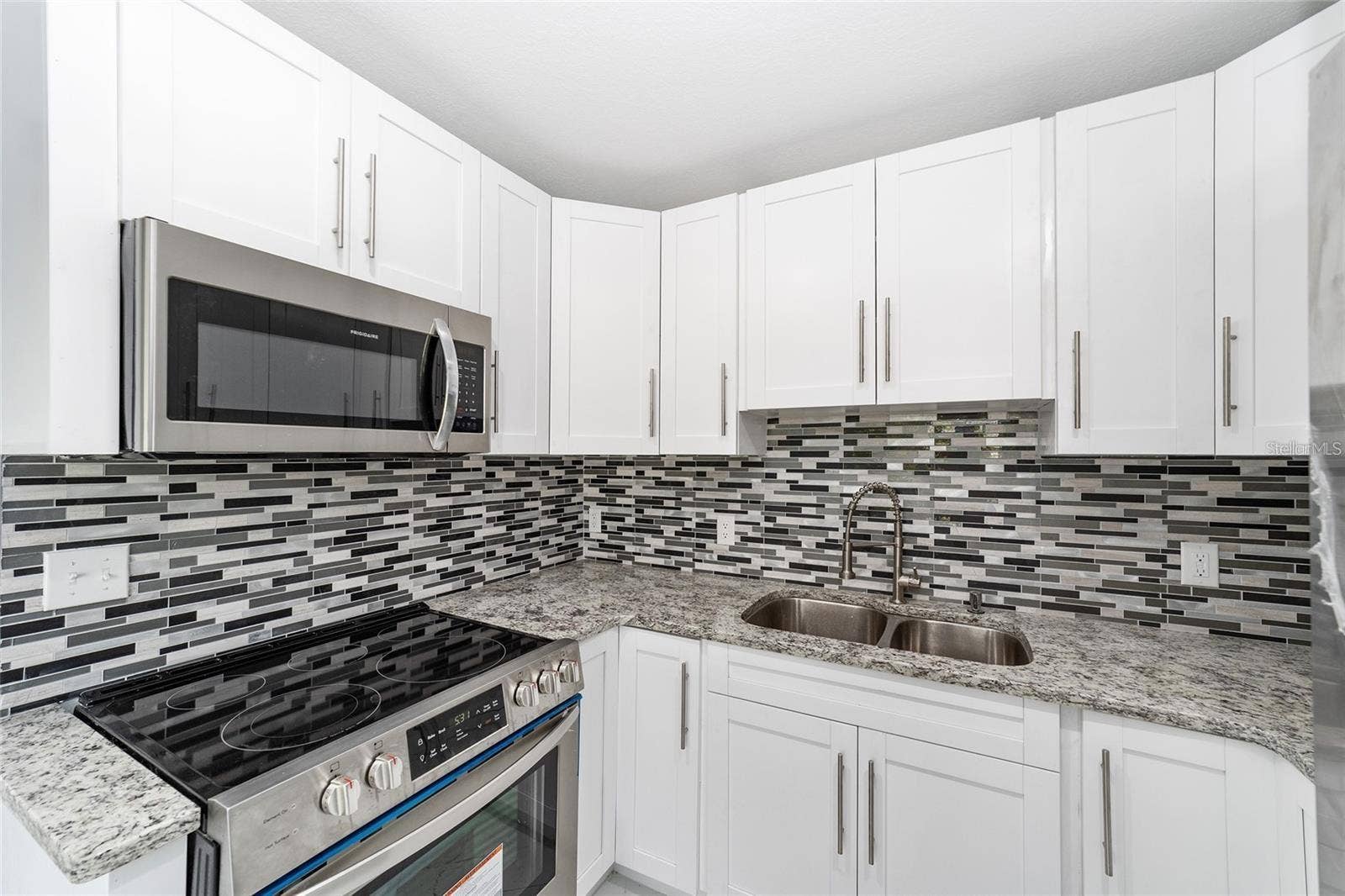 1135 NE 9TH AVENUE, Ocala, FL 34470