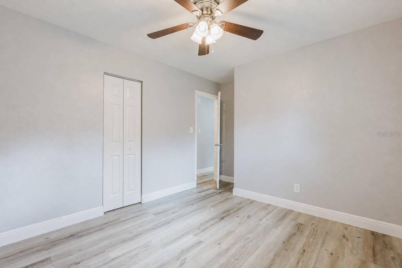 1135 NE 9TH AVENUE, Ocala, FL 34470