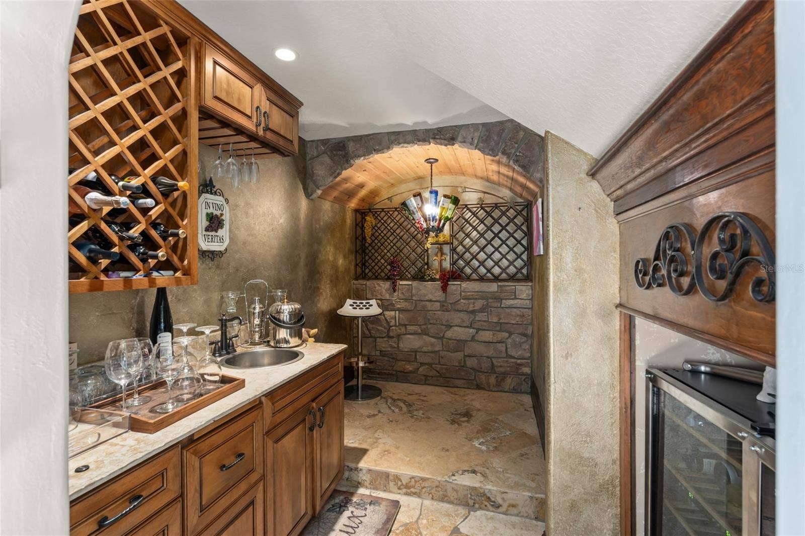 8142 TIBET BUTLER DRIVE, Windermere, FL 34786 8142 TIBET BUTLER DRIVE, Windermere, FL 34786
