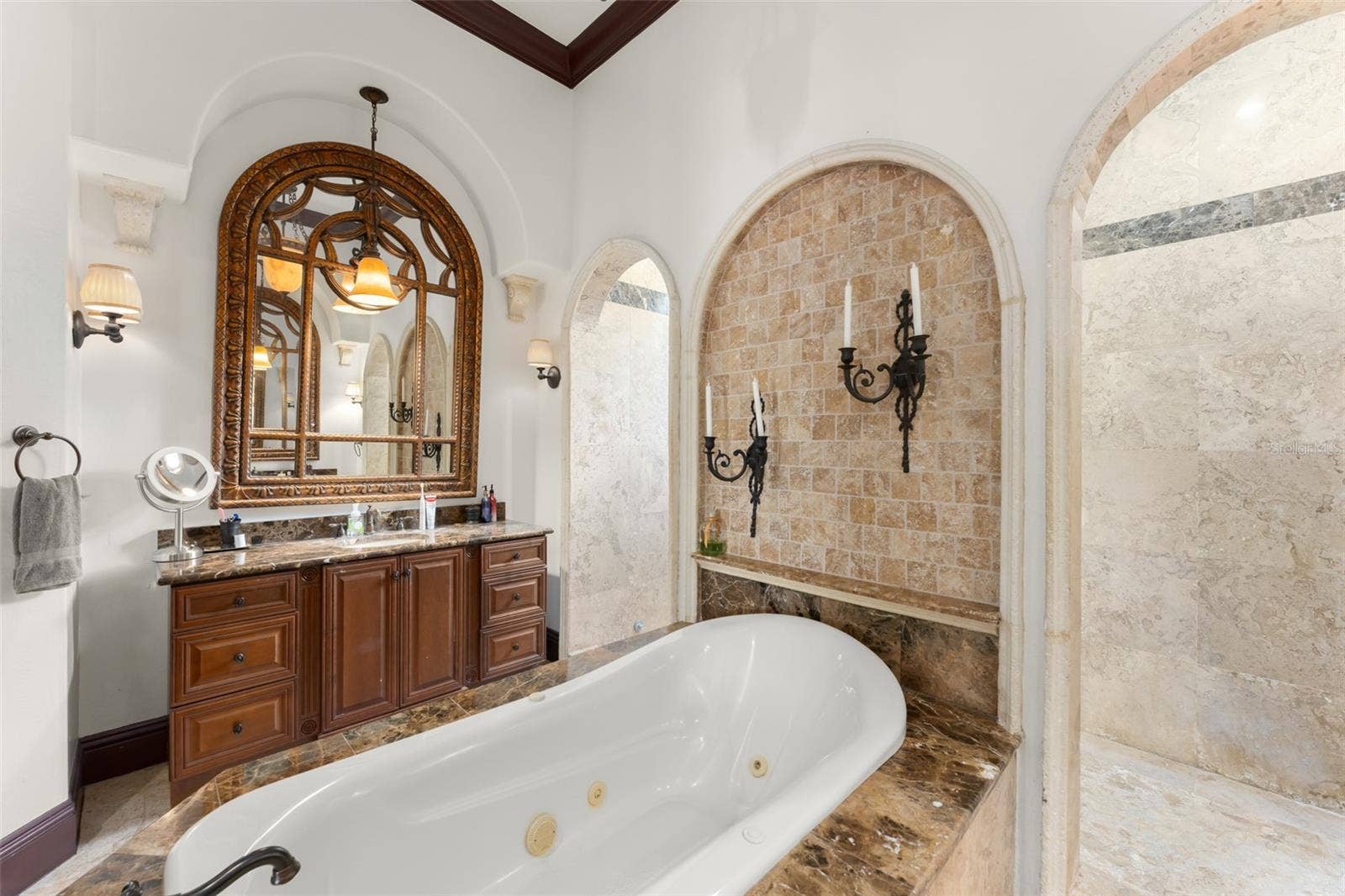 8142 TIBET BUTLER DRIVE, Windermere, FL 34786 8142 TIBET BUTLER DRIVE, Windermere, FL 34786