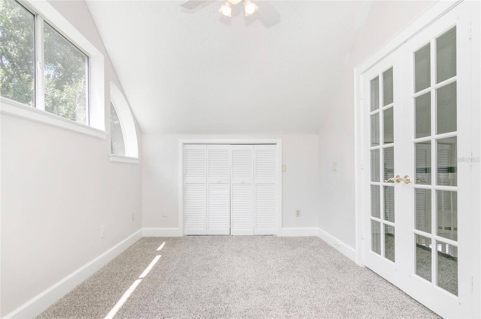 933 LAKE ELSIE DRIVE, Tavares, FL 32778 933 LAKE ELSIE DRIVE, Tavares, FL 32778