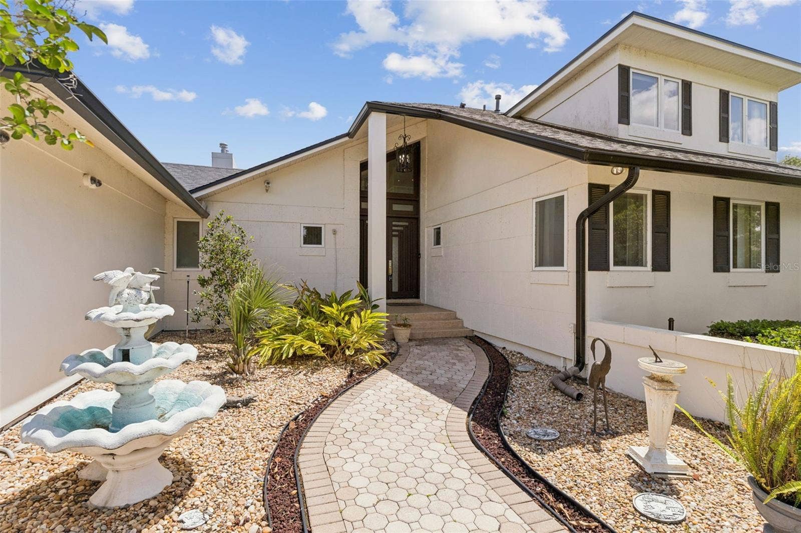 4301 DOWN POINT LANE, Windermere, FL 34786 Front Entrance