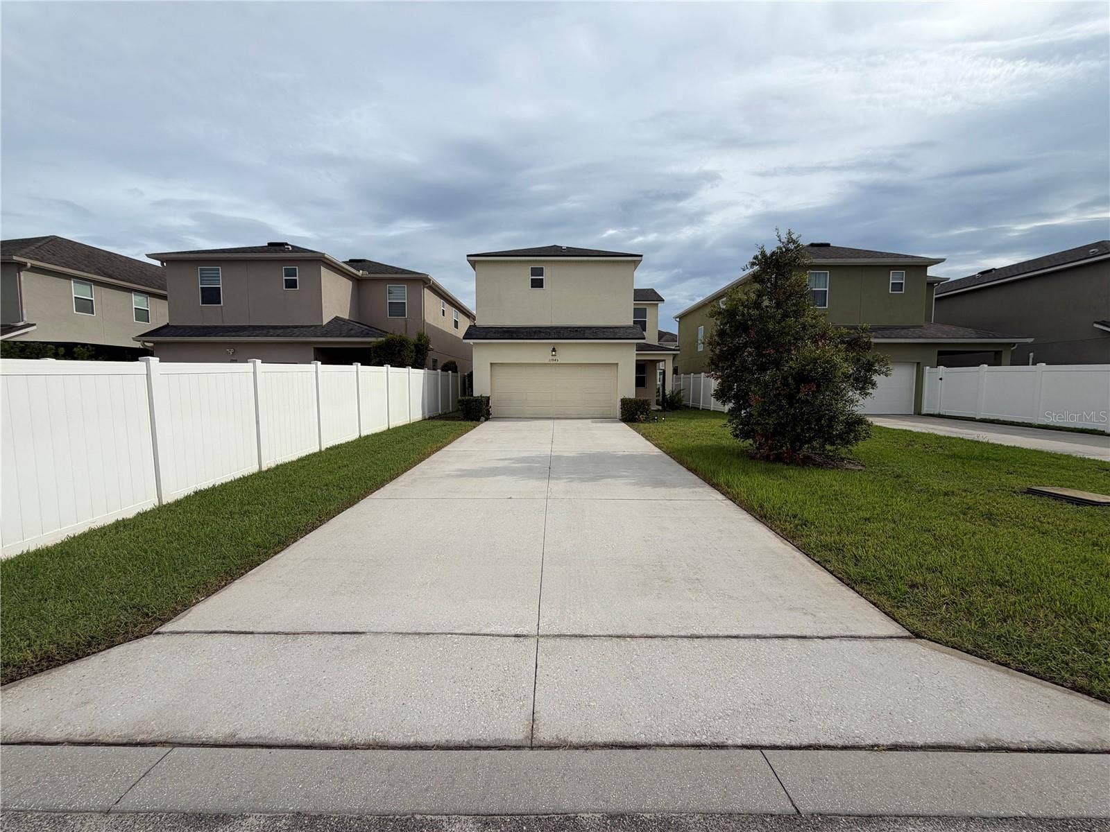 11945 GLOBE STREET, Orlando, FL 32832 11945 GLOBE STREET, Orlando, FL 32832