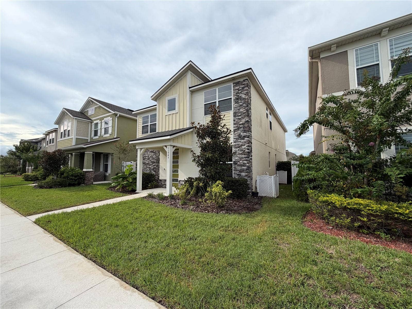 11945 GLOBE STREET, Orlando, FL 32832 11945 GLOBE STREET, Orlando, FL 32832