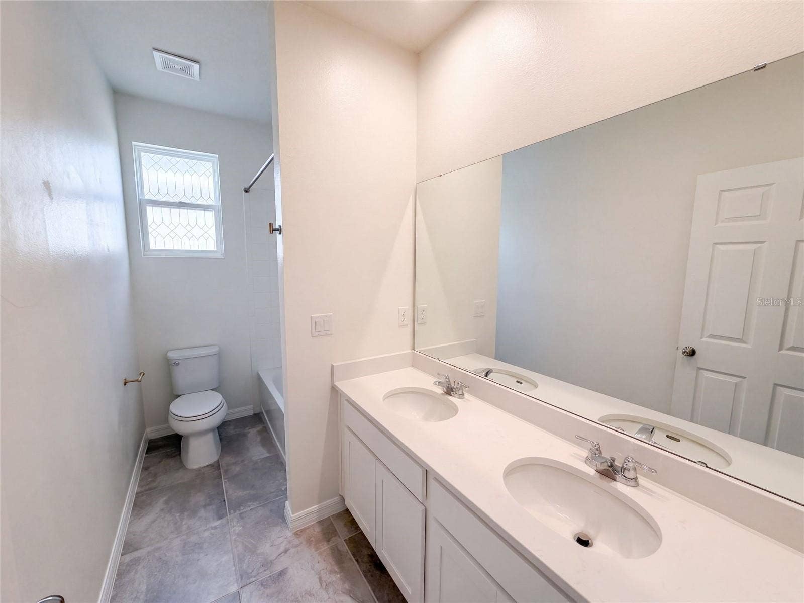11945 GLOBE STREET, Orlando, FL 32832 11945 GLOBE STREET, Orlando, FL 32832