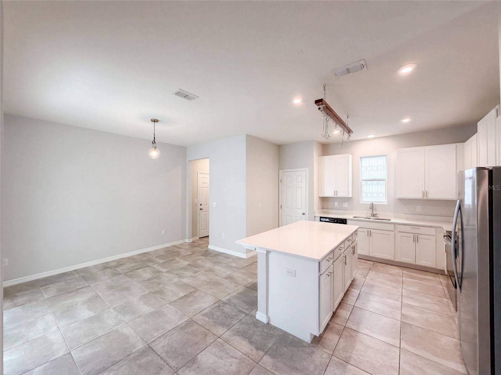 11945 GLOBE STREET, Orlando, FL 32832 11945 GLOBE STREET, Orlando, FL 32832