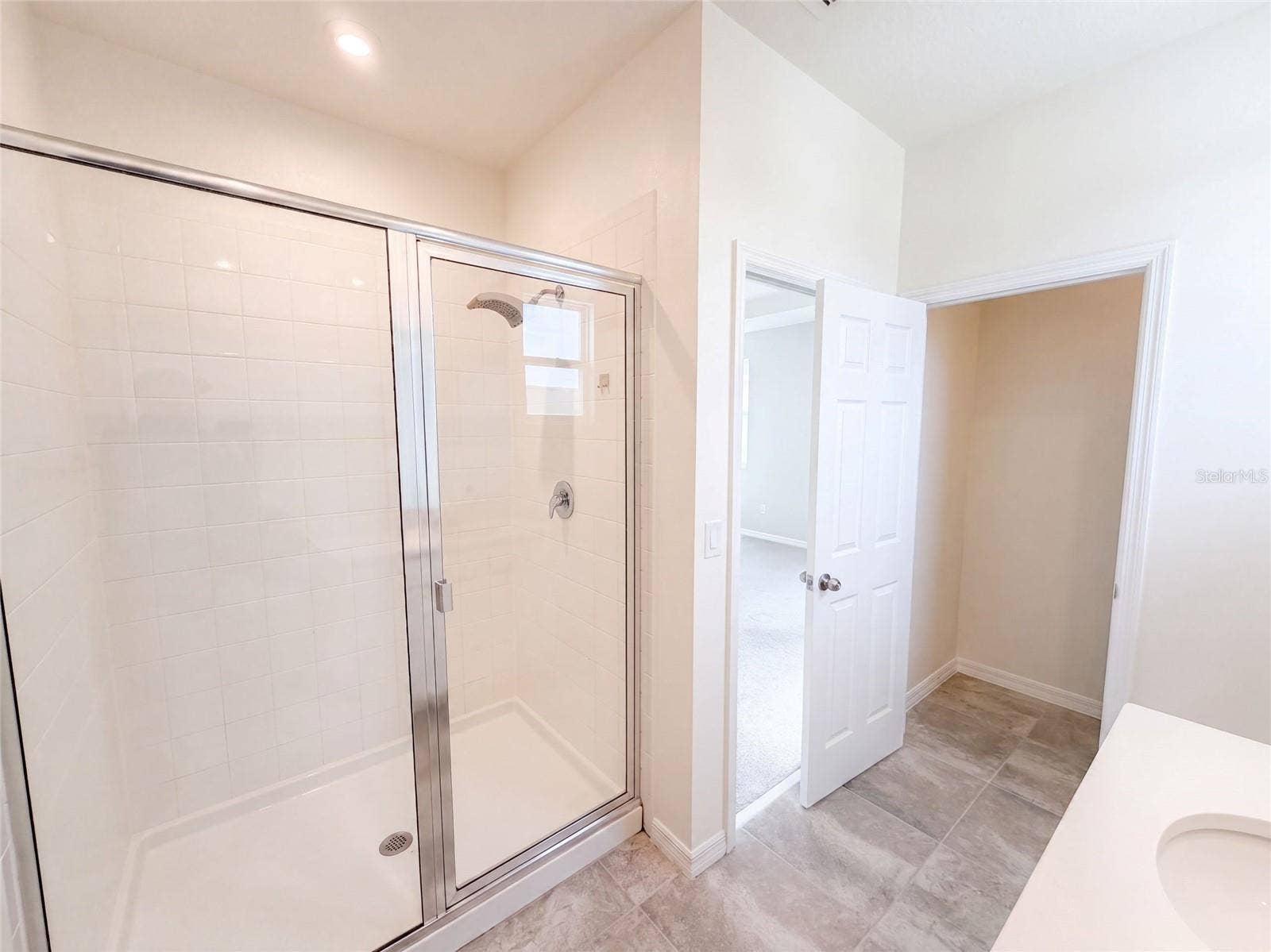 11945 GLOBE STREET, Orlando, FL 32832 11945 GLOBE STREET, Orlando, FL 32832