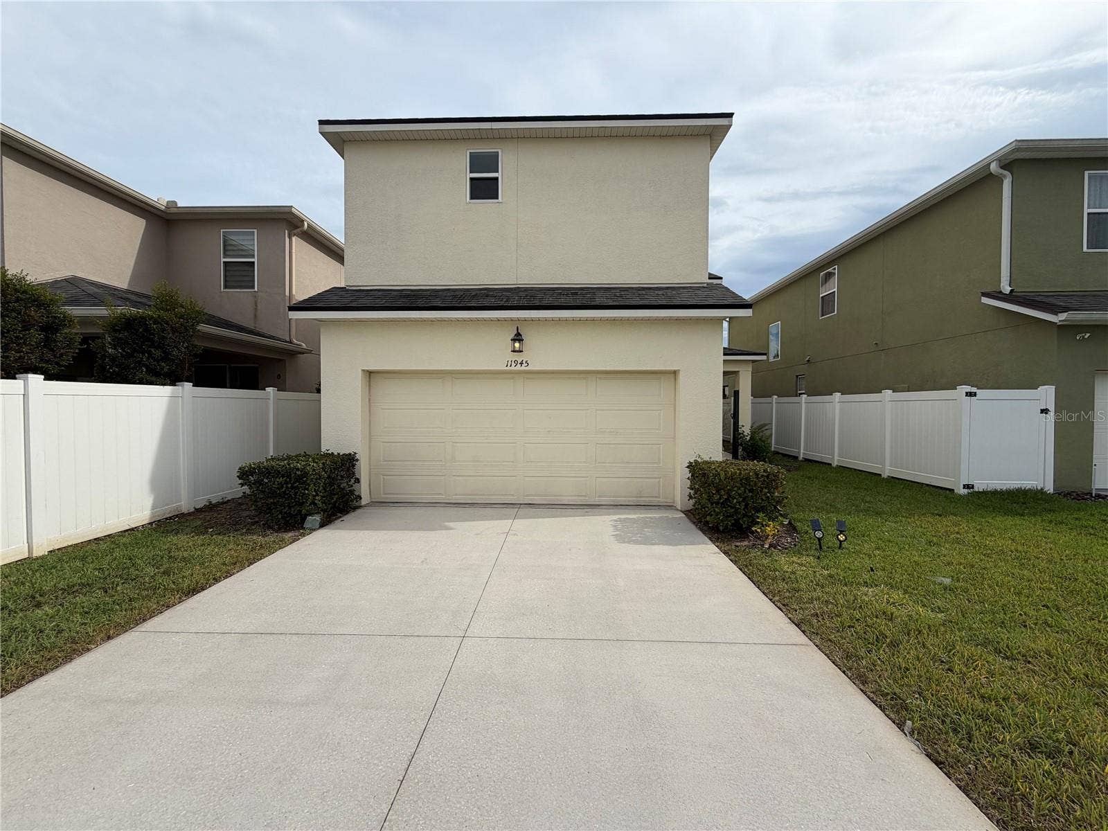 11945 GLOBE STREET, Orlando, FL 32832 11945 GLOBE STREET, Orlando, FL 32832