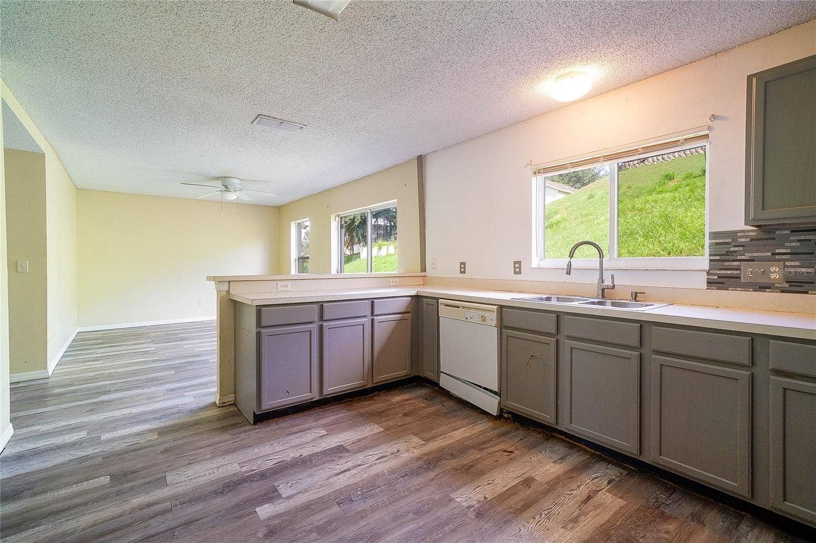 1542 NIGHTFALL DRIVE, Clermont, FL 34711