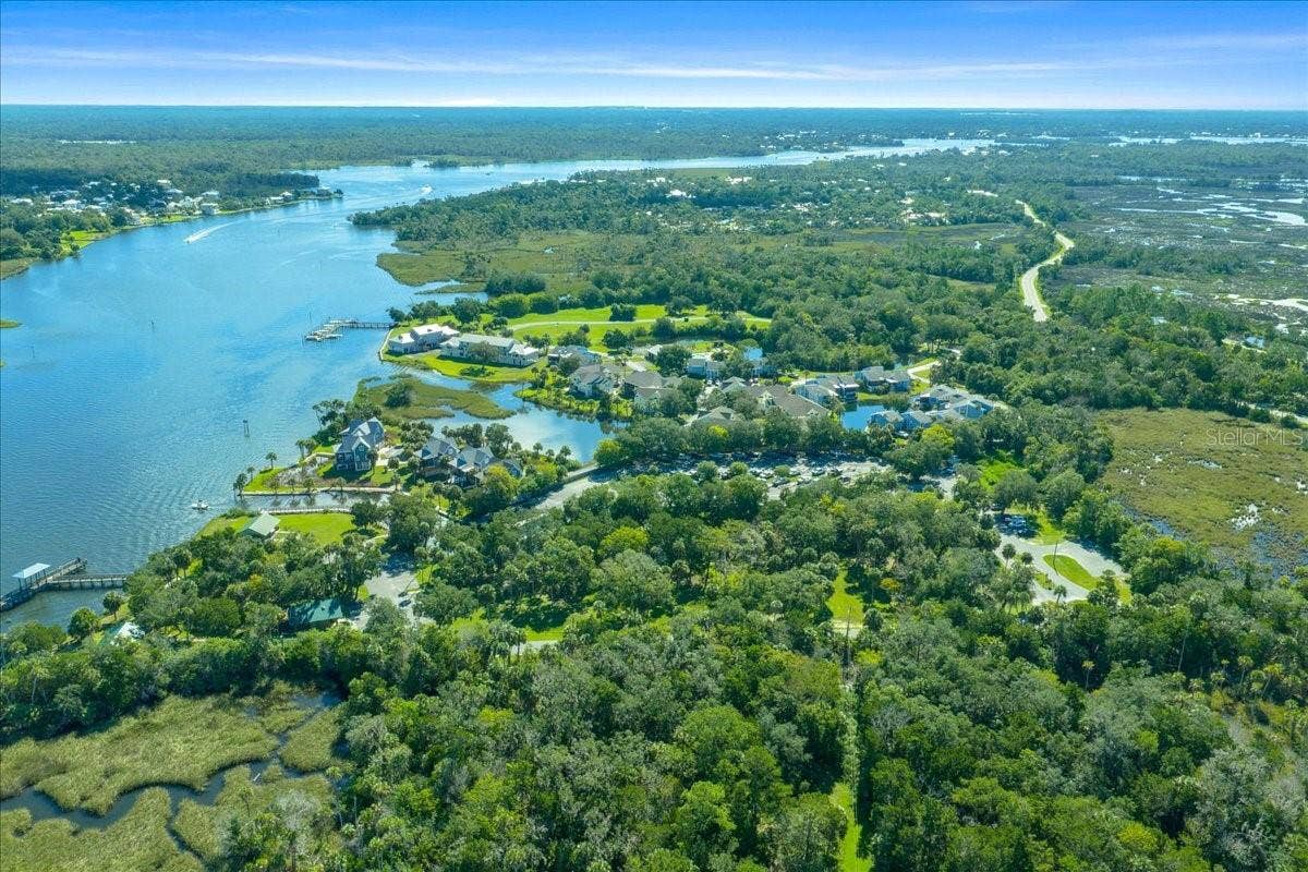 2825 N RIVERS EDGE BOULEVARD, Crystal River, FL 34429