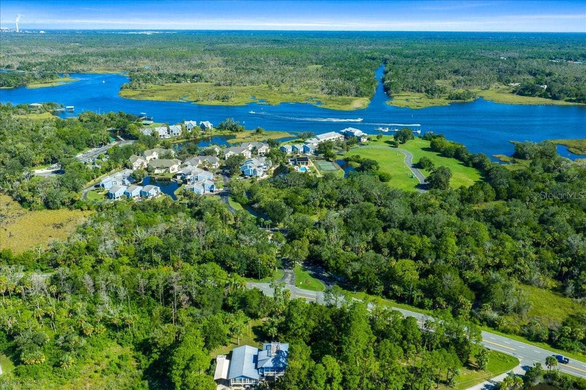 2825 N RIVERS EDGE BOULEVARD, Crystal River, FL 34429