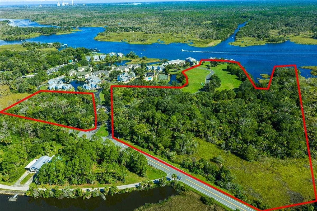 2825 N RIVERS EDGE BOULEVARD, Crystal River, FL 34429