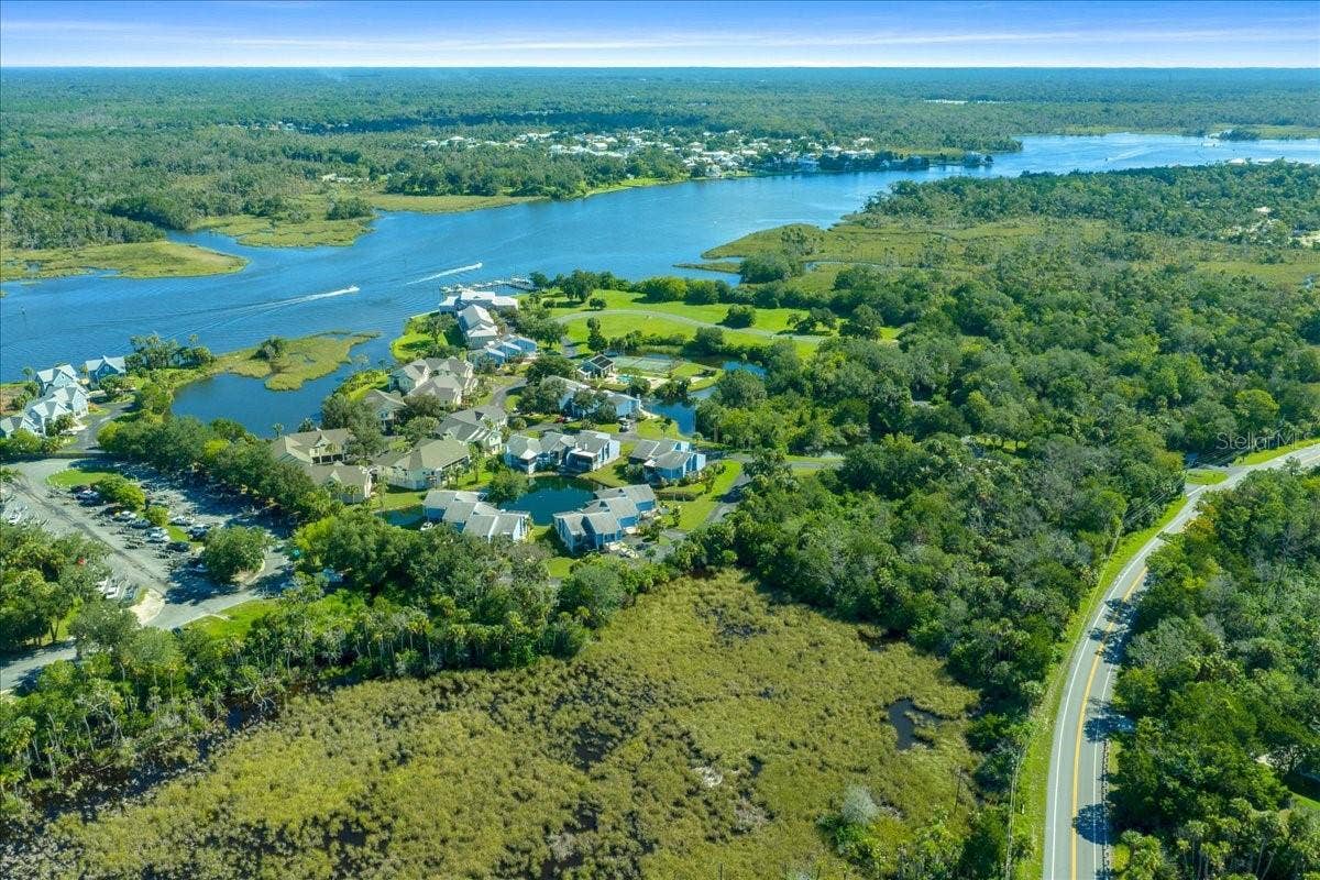 2825 N RIVERS EDGE BOULEVARD, Crystal River, FL 34429