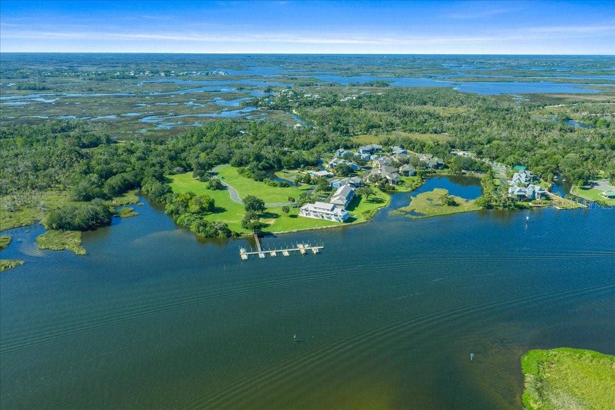 2825 N RIVERS EDGE BOULEVARD, Crystal River, FL 34429