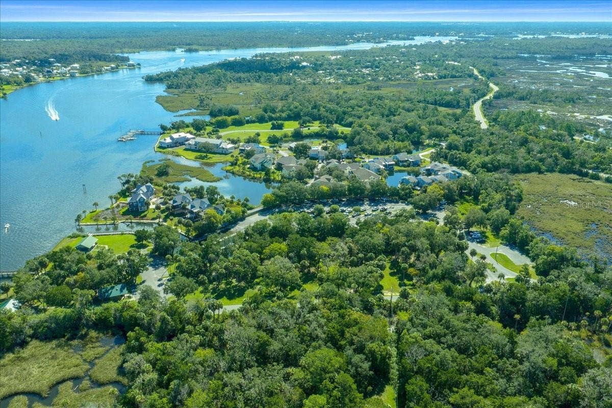 2825 N RIVERS EDGE BOULEVARD, Crystal River, FL 34429