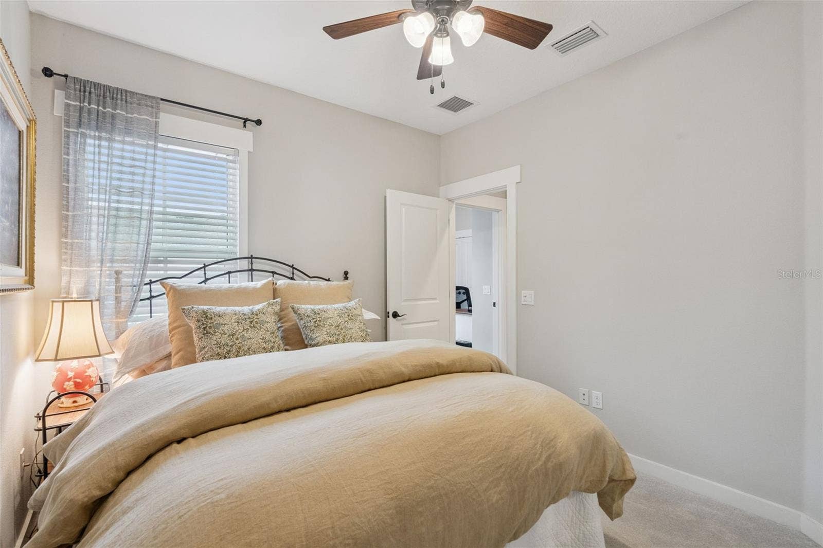 1373 KIAWAH STREET, Celebration, FL 34747 1373 KIAWAH STREET, Celebration, FL 34747