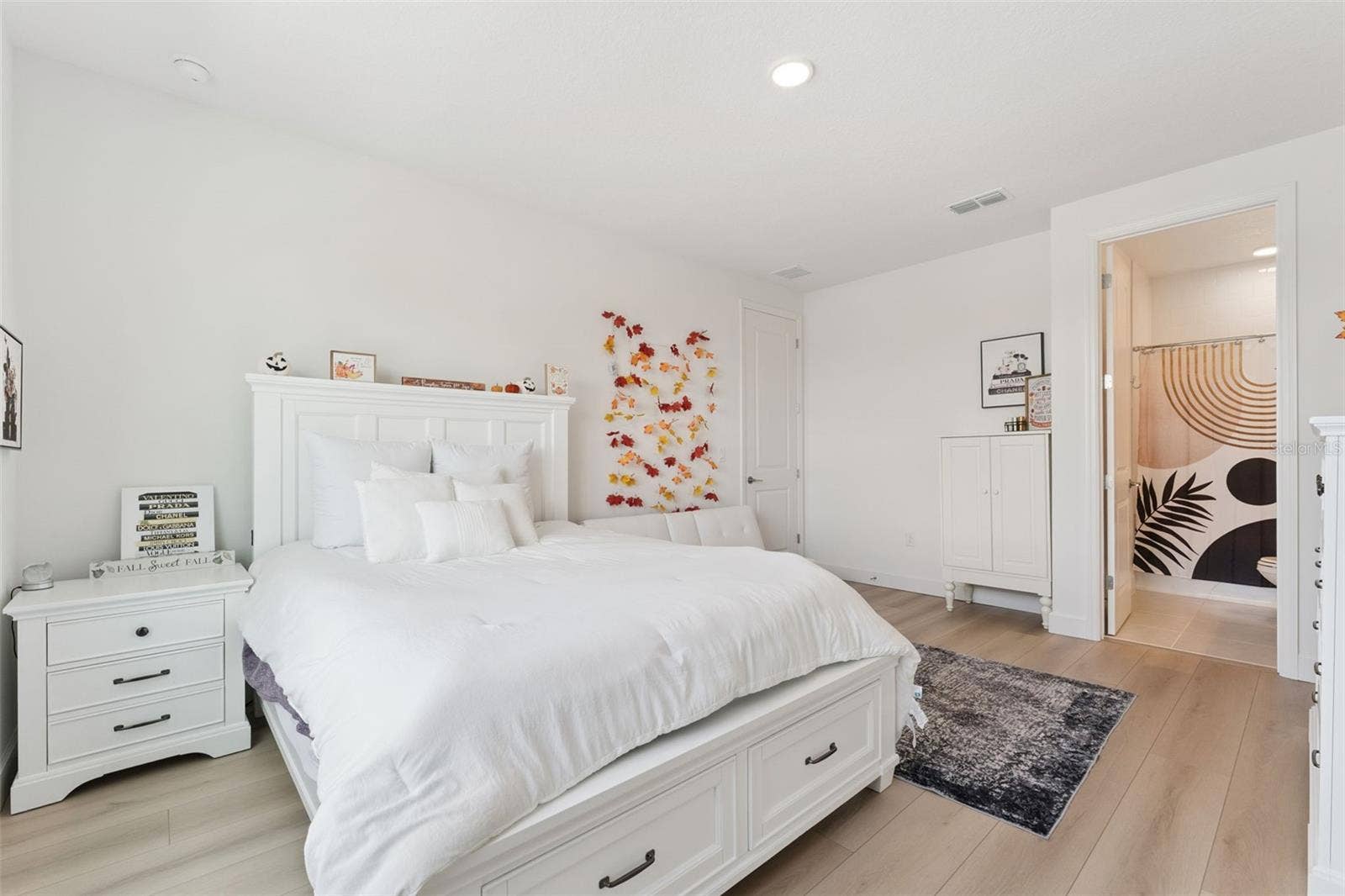 2612 RAVENCLIFFE TERRACE, Oviedo, FL 32765 Upstairs Bedroom 1 w Private Ensuite