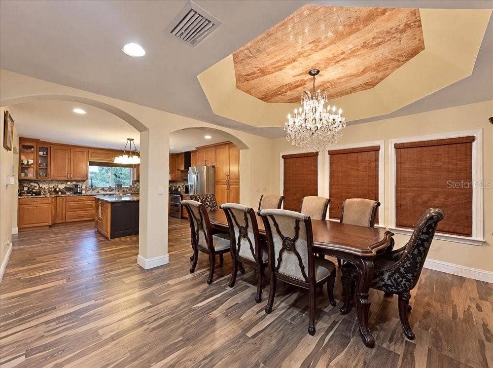 3900 REAVES ROAD, Kissimmee, FL 34746 Dinning Room & Kitchen