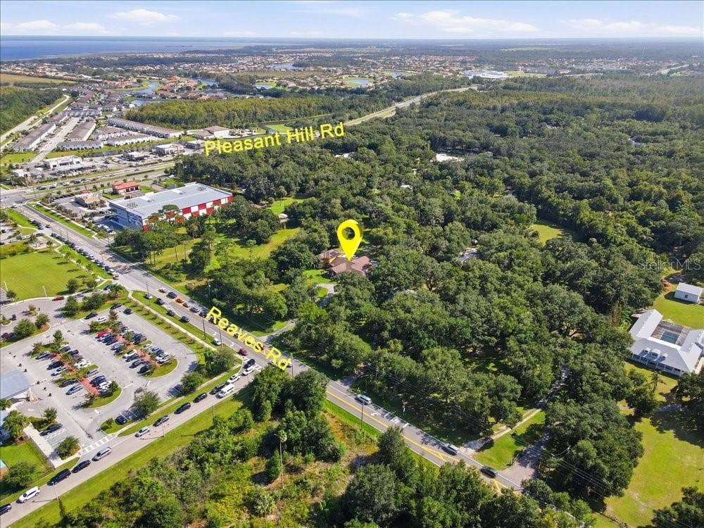3900 REAVES ROAD, Kissimmee, FL 34746 Far aerial