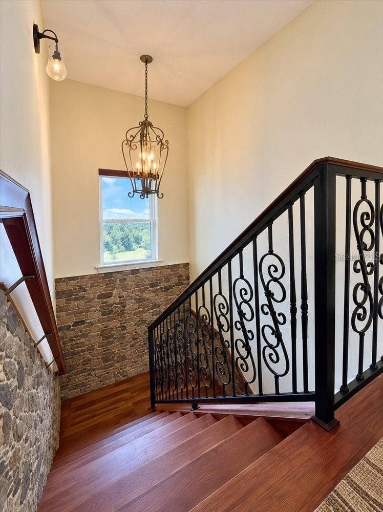 3900 REAVES ROAD, Kissimmee, FL 34746 Staircase