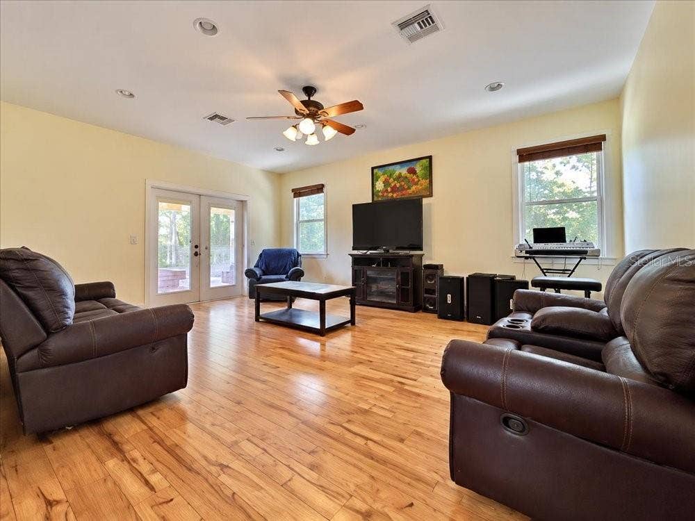 3900 REAVES ROAD, Kissimmee, FL 34746 Upstairs Loft