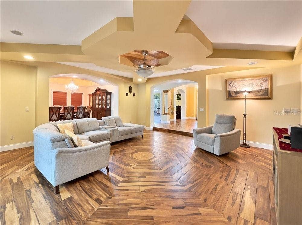 3900 REAVES ROAD, Kissimmee, FL 34746 Living Room